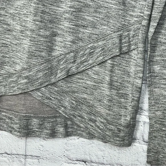 Athleta Sweatshirt Criss Cross Sweatshirt Womens Size XS Gray Casual Gym Yoga - Picture 9 of 12